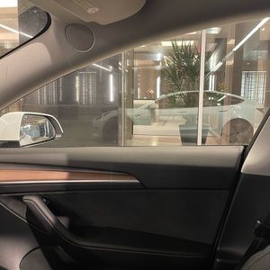 Meet your Posher, Roman